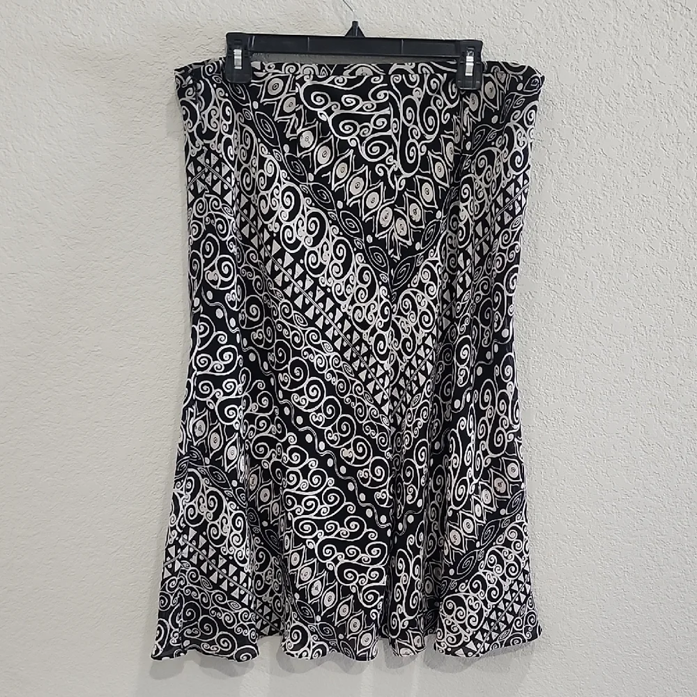 Norton McNaughton Flowy Black White A-Line Boho Geometric Skirt Flowy 10